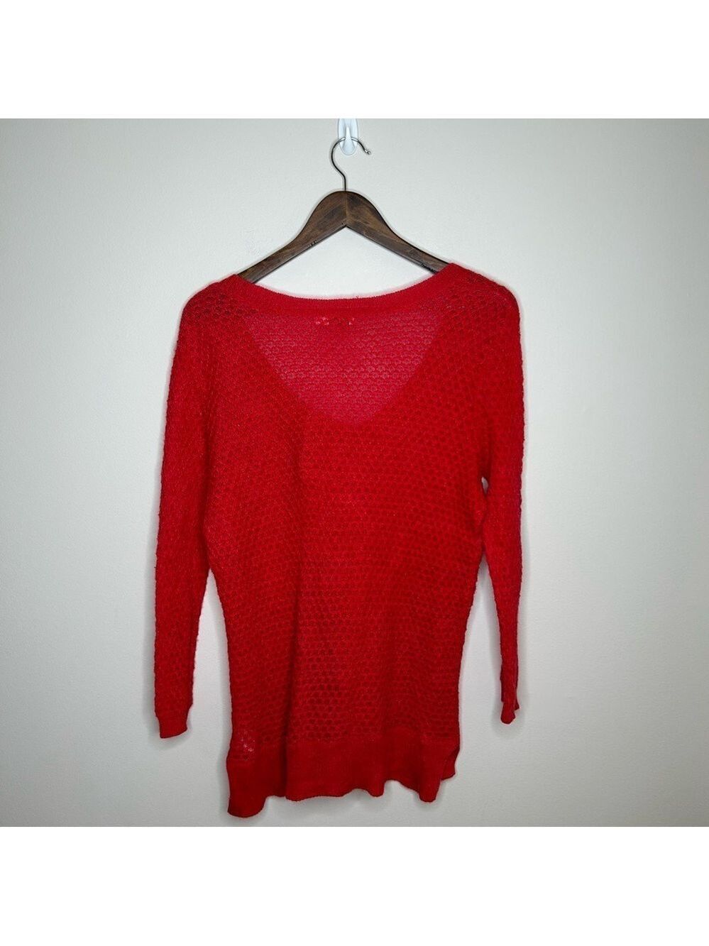 Reitmans Red Wide V Neck Pullover Sweater Large - Picture 3 of 8